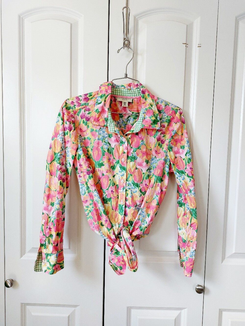 Tulip Garden Blouse Applebee's 10P Watercolor Granny Teacher Summer Spring